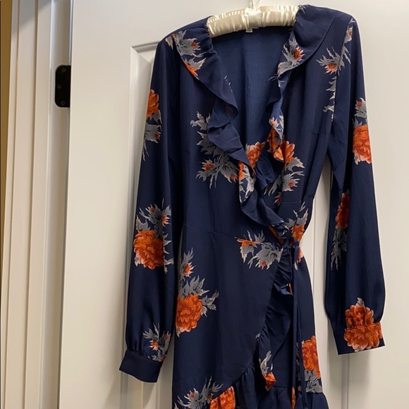 Vici Dresses & Skirts - Vici wrap dress